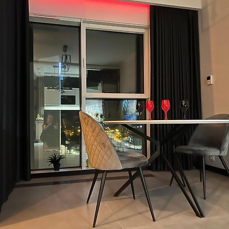 Towarowa - Milionowa 39 Check-In 24H Apartment Познан Екстериор снимка