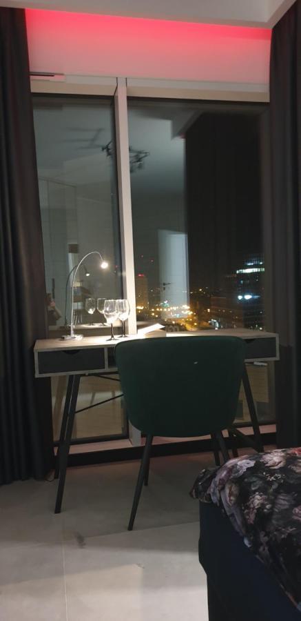 Towarowa - Milionowa 39 Check-In 24H Apartment Познан Екстериор снимка