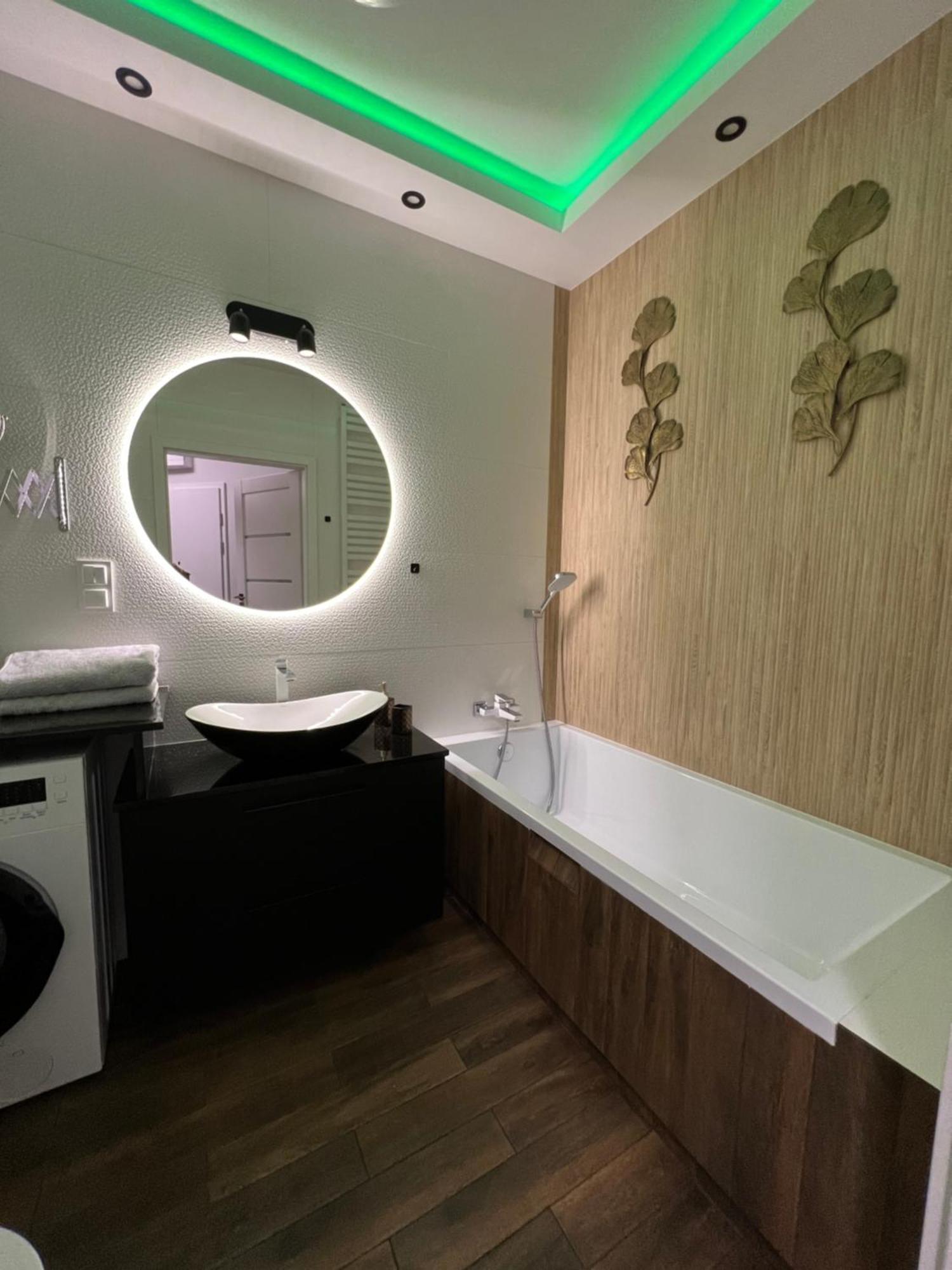 Towarowa - Milionowa 39 Check-In 24H Apartment Познан Екстериор снимка